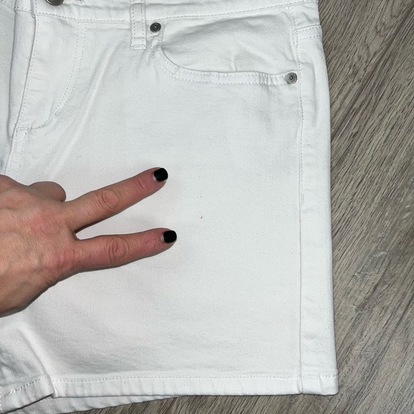 Joes Jeans Flap Pocket Trouser Jean Shorts 29 White - Picture 10 of 13